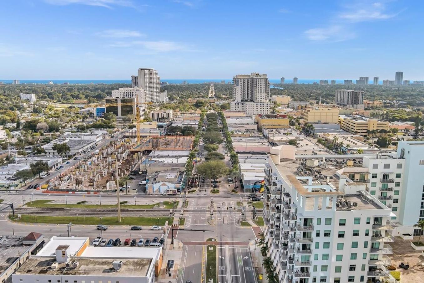 Modern 2Br Oasis Mins To Beach & Casino Db2 Dania Beach Ngoại thất bức ảnh